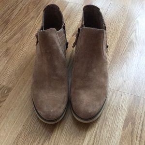 Suede Ankle boots (worn once) - reef